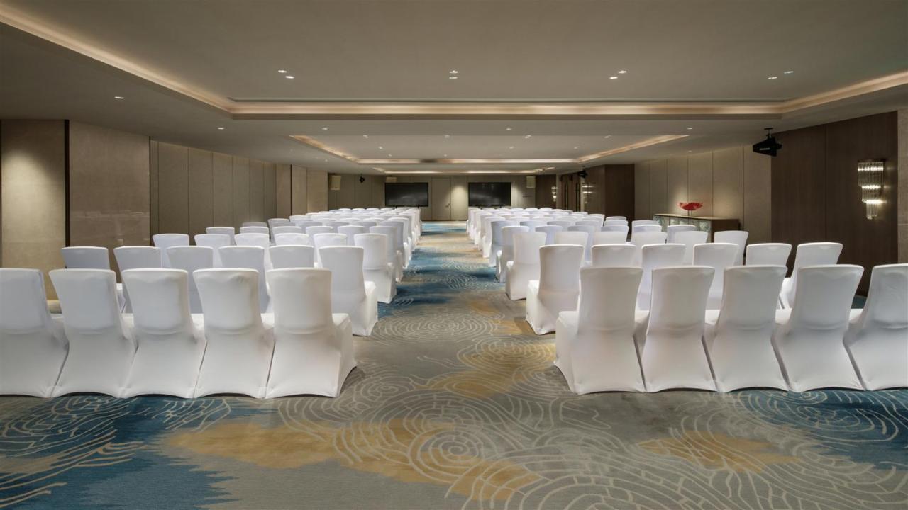 Crowne Plaza Xiangxi 호텔 펑황 외부 사진