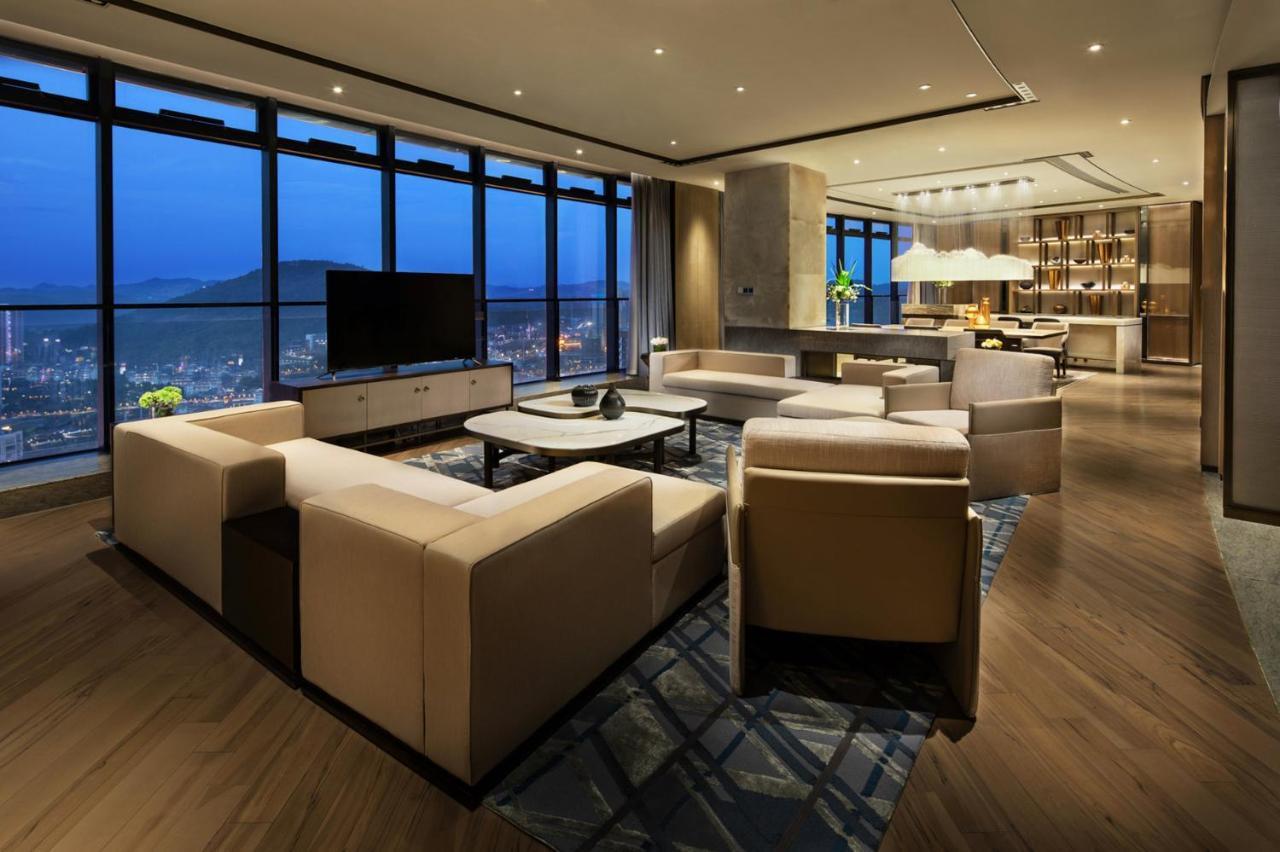 Crowne Plaza Xiangxi 호텔 펑황 외부 사진